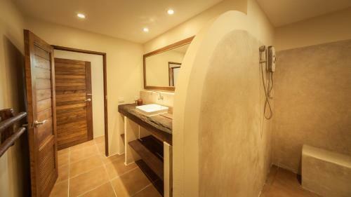 Baan Ya Kha Exclusive Villa 5 Bedrooms