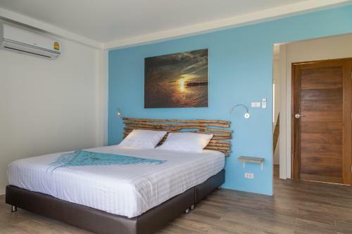 Villa Shades Of Blue