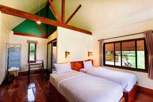 Hotel Phayamas Private Beach Resort - Sha Extra Plus