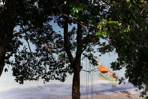 Hotel Phayamas Private Beach Resort - Sha Extra Plus