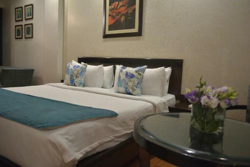 Hotel Rockland Panchsheel Enclave