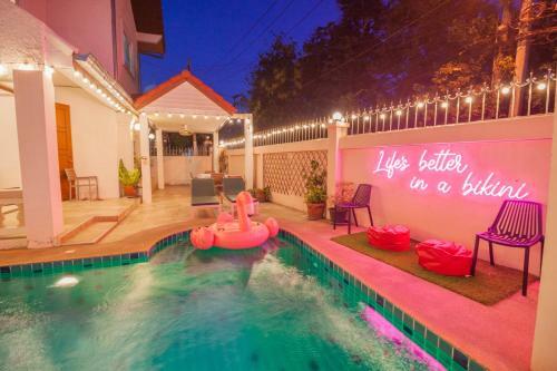 Wongamart Pool Villa