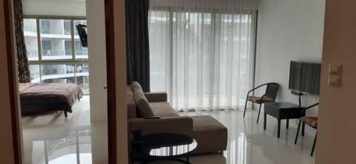 Apartamento Huge 1 Bedroom For Rent, Wongamat