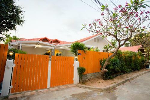 Pattaya Tulips Pool Villa 250meter From Beach