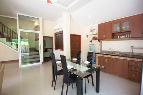 3 Bedroom Town Villa With Private Pool