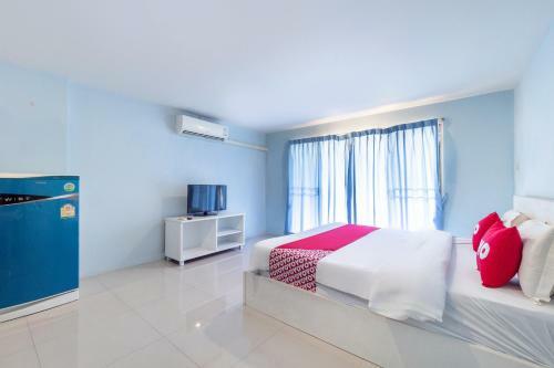 Hotel Oyo 75363 V Place Apartment