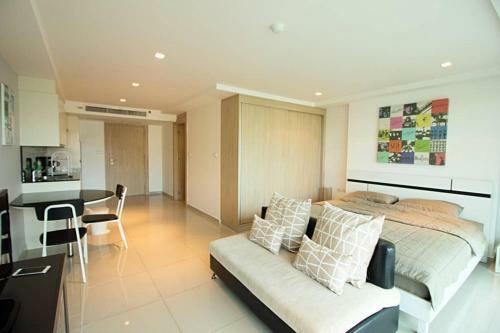 Apartamento Nova Ocean View - Pratumnak - Large Studio - 800m From The Beach