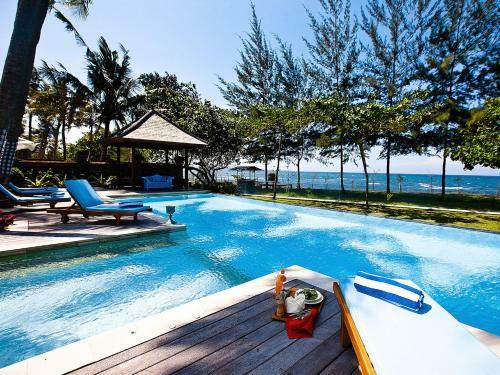 Puri Nirwana Luxury Beachfront Villa
