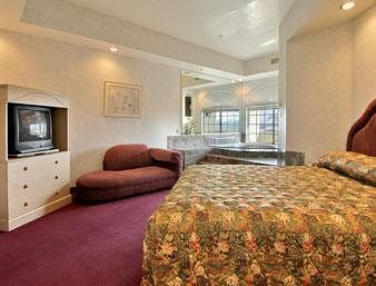 Hotel Ramada Inn And Suites, South El Monte