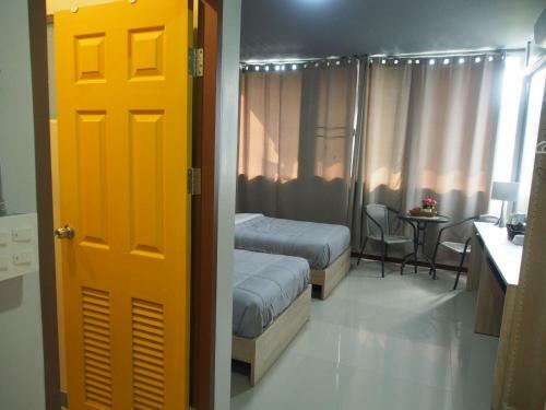 Hostal Sriyanar Place