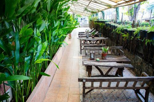Posada Waterside Hotel