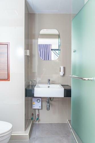 Sovereign Group Hotel At Pratunam