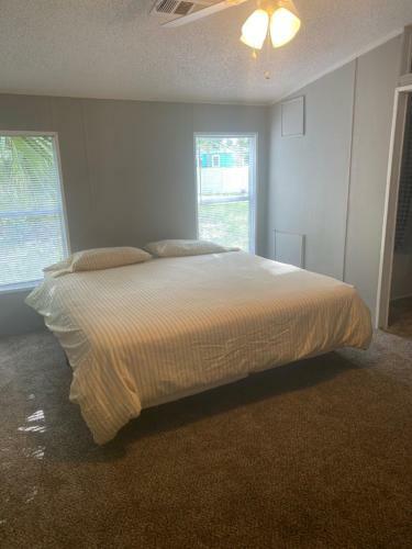 4 Bed/ 2 Bath Home In Ne Gainesville