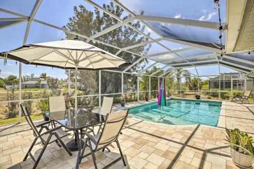 Stunning Cape Coral Getaway With Lanai And Pool!