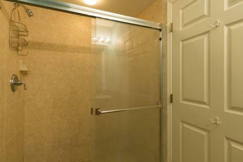 Oceanside302 Beachfront, Lots Of Updates And Amenities
