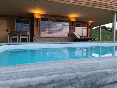 Apartamento Haus Weinschl�ss`l