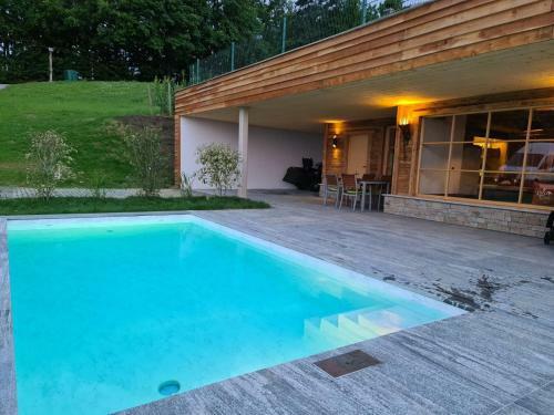 Apartamento Haus Weinschl�ss`l