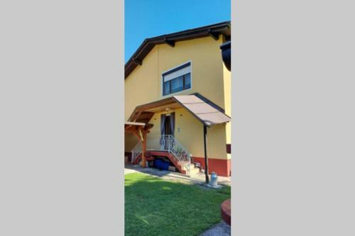 Quiet Apartment Close To Town