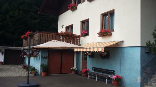 Bed & Breakfast Haus-erzberg