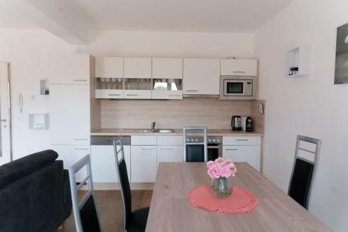 Apartment Falamingo Velden By Seebnb