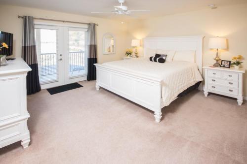 Joanne's West Haven Villa Home