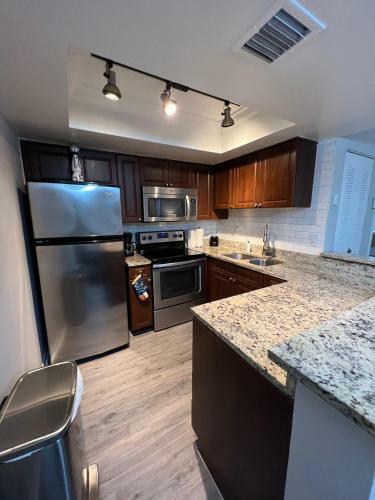 Apartamento Luxurious 2-2 Townhouse Villa Awaits You!!