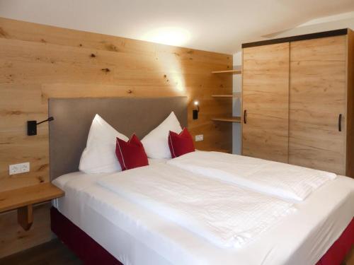 Holiday Home Ferienhaus Wildkogel