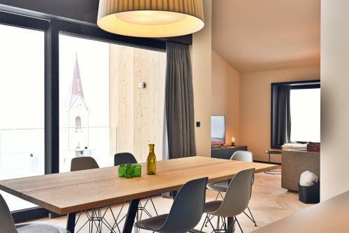 Hotel Warth52-w52 Apartments