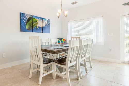 Blue Bungalow
