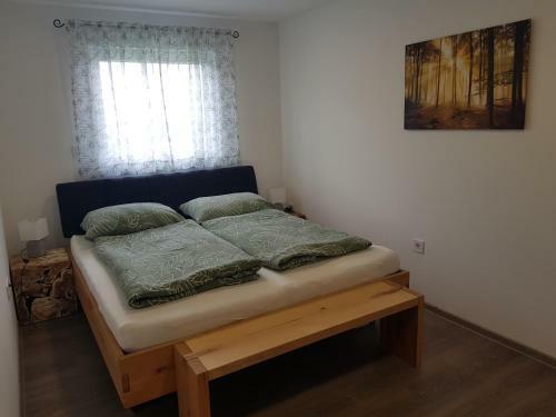 Apartamento Ferienwohnung Weizblick