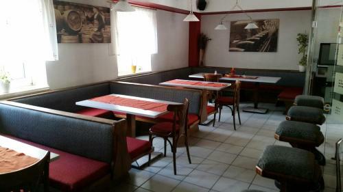 Hostal Makss