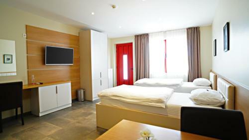 Apartamento Nava Motel & Storage