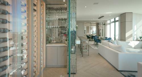 Apartamento Upper Penthouse With 2nd Story Expensive Pool Deck