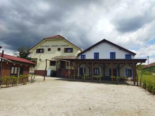 Hostal Vinn� Sklep A Penzion U Vinohradu