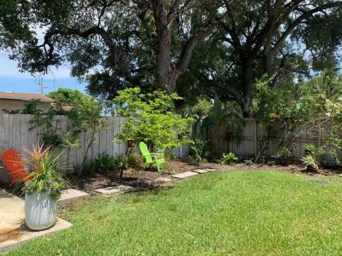 Bedej� Breeze Miami 3bd/2ba Spacious Home And Yard