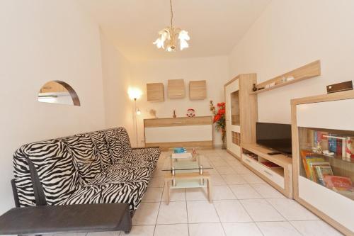 Apartment Arnsteingasse 8