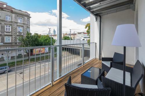 Spacious Apartment In Center With Terrace
