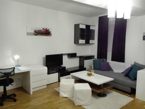 Apartamento 1,5 Zimmer-apartment Oder Elegantes Home-office