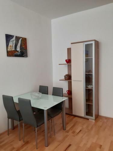 The White Apartment