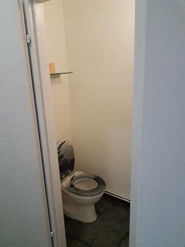 Gerald`s Apartment 12