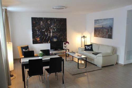 Urban-style Apartment
