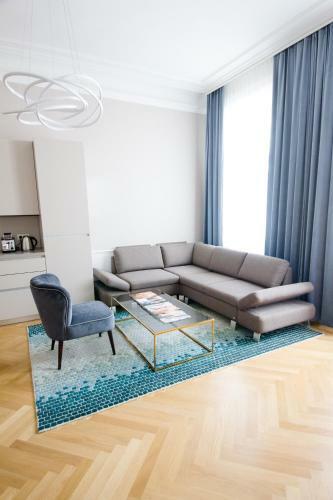 The Flats Apartments - Urania | Contactless Check-in