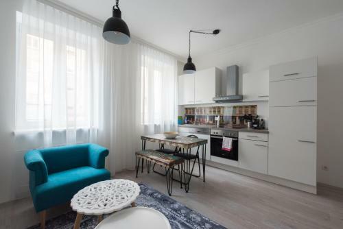 Apartamento Let It Be Vienna U1, U2, U4 Karlsplatz Oper