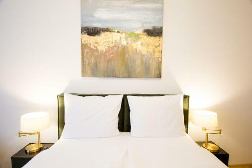 The Flats Apartments - Opera | Contactless Check-in