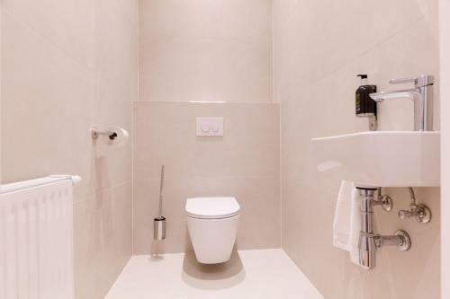 The Flats Apartments - Opera | Contactless Check-in