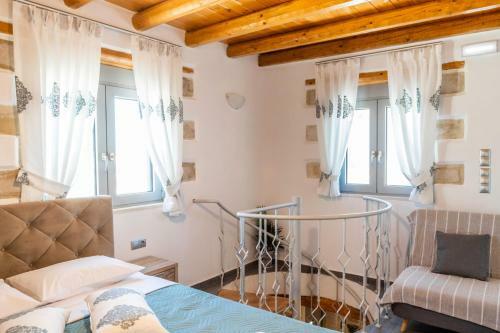Marilena Natural Stone House