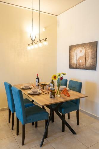 P&s Luxury Home In Cretan Nature With Sea View