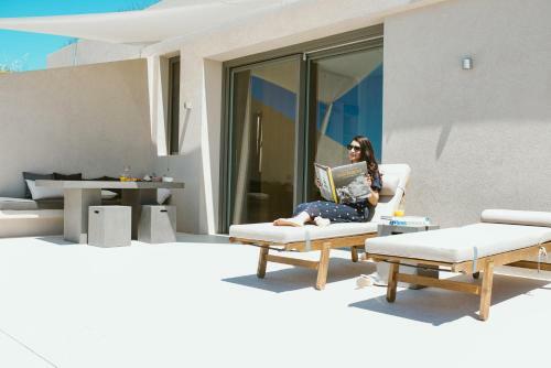 Villa Santorini Sky, Luxury Resort