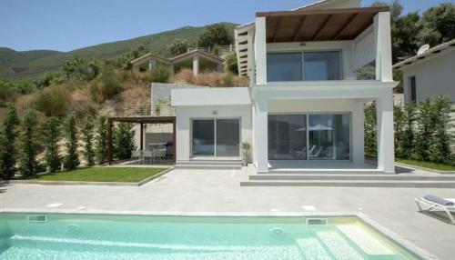 Off White Villas