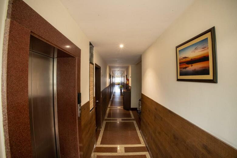 Metro Plaza Hotel